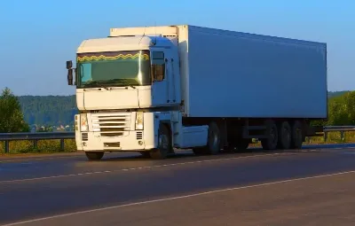 İzmir ile Yayladağı Arası Öğrenci Eşyası Taşıma